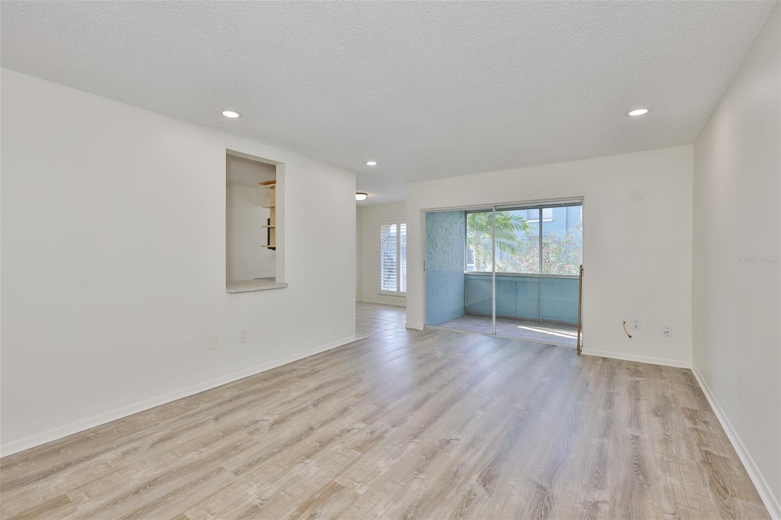 Image 6 of 32 For 284 115th Avenue N 3