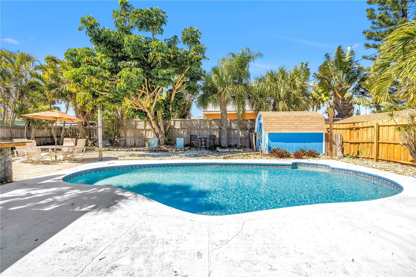 Image 45 of 53 For 6892 Gulf Winds Drive 2