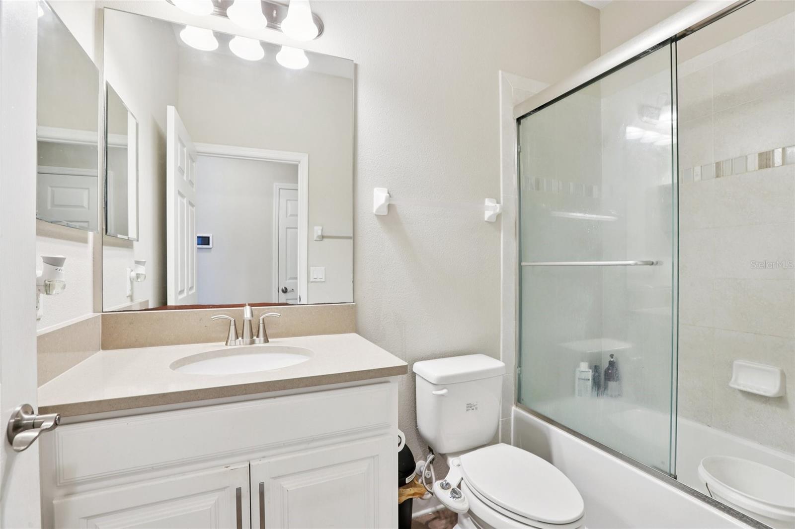 Listing photo id 15 for 10740 Pleasant Knoll Drive