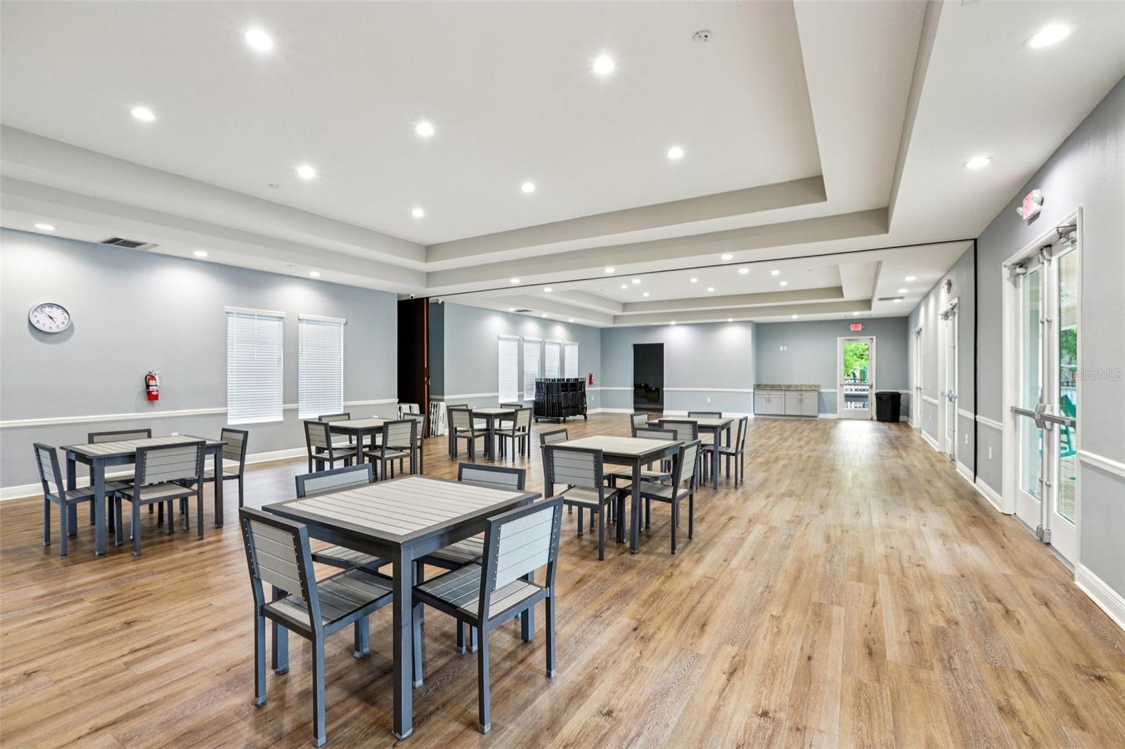 Listing photo id 30 for 10740 Pleasant Knoll Drive