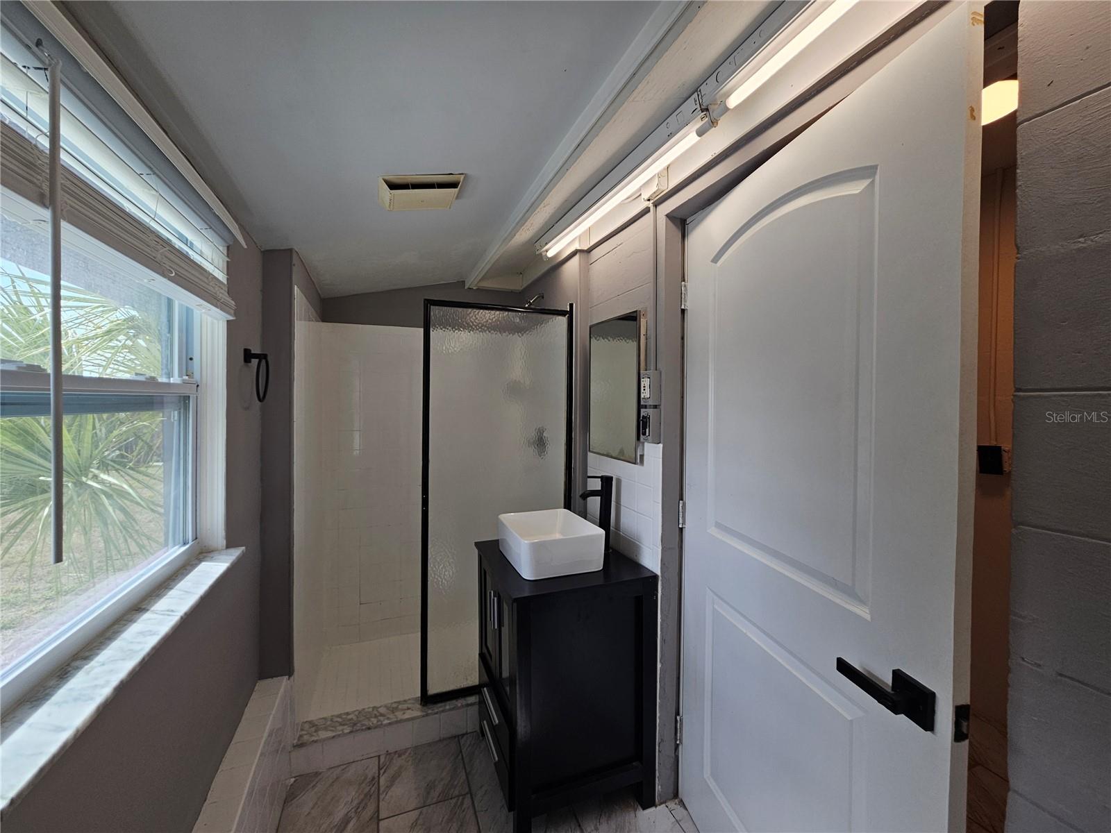 Image 12 of 28 For 75 Virginia Court