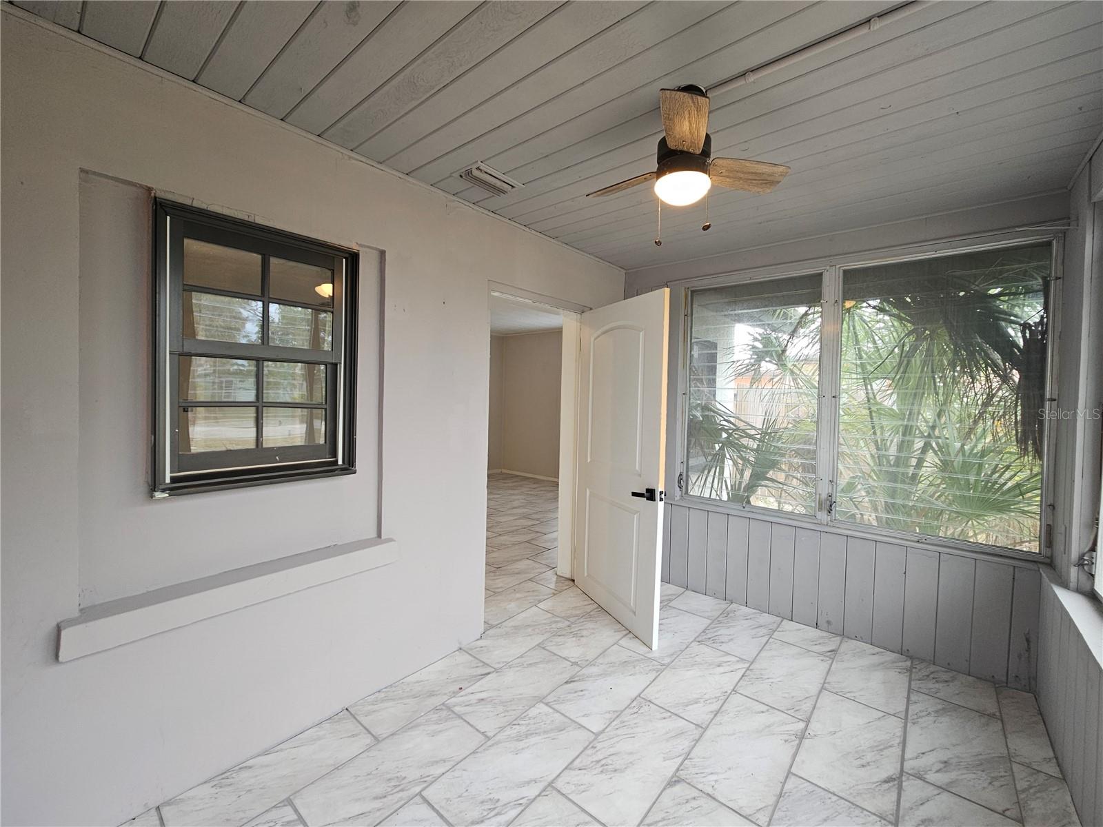 Image 16 of 28 For 75 Virginia Court