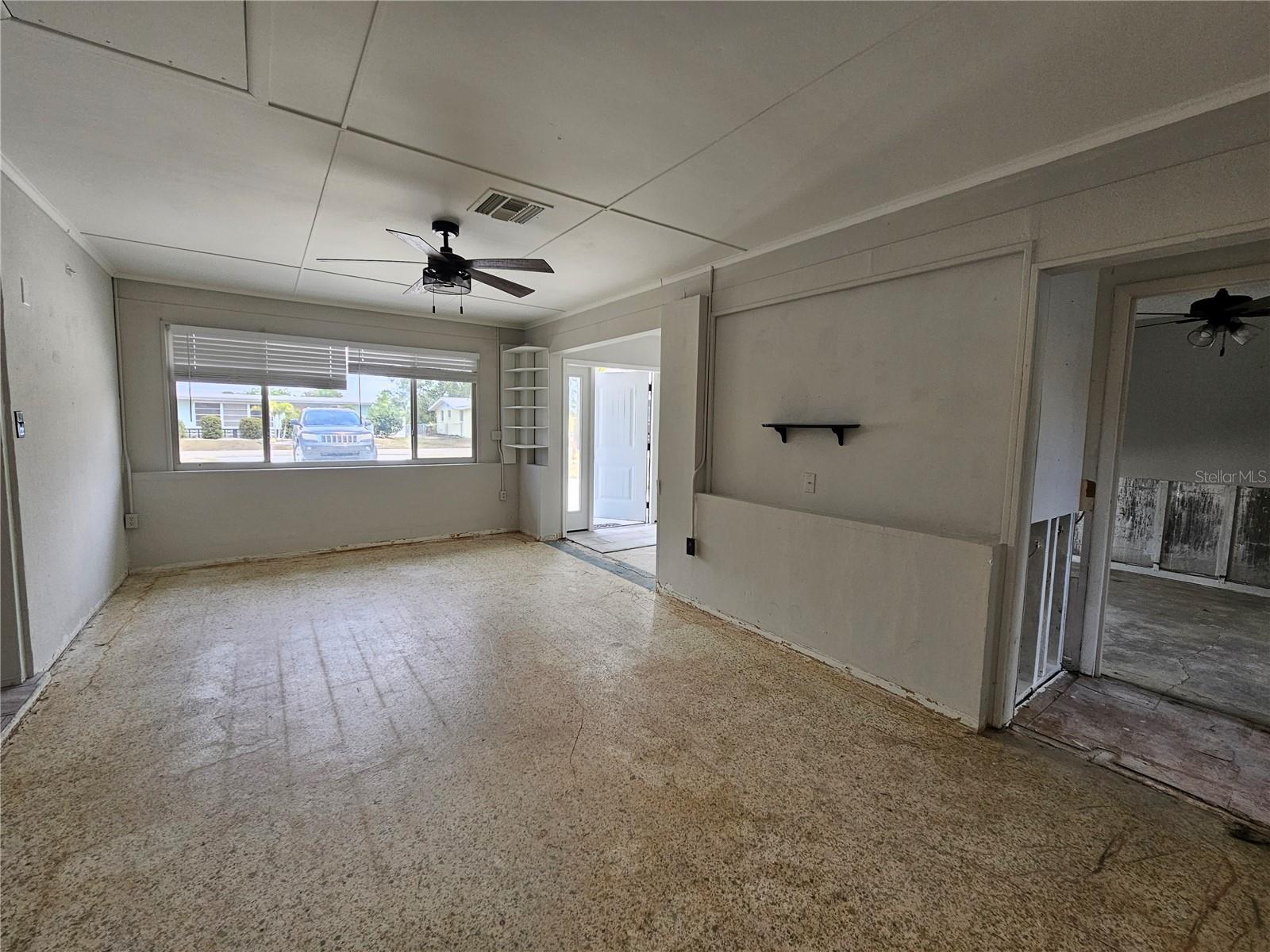 Image 20 of 28 For 75 Virginia Court