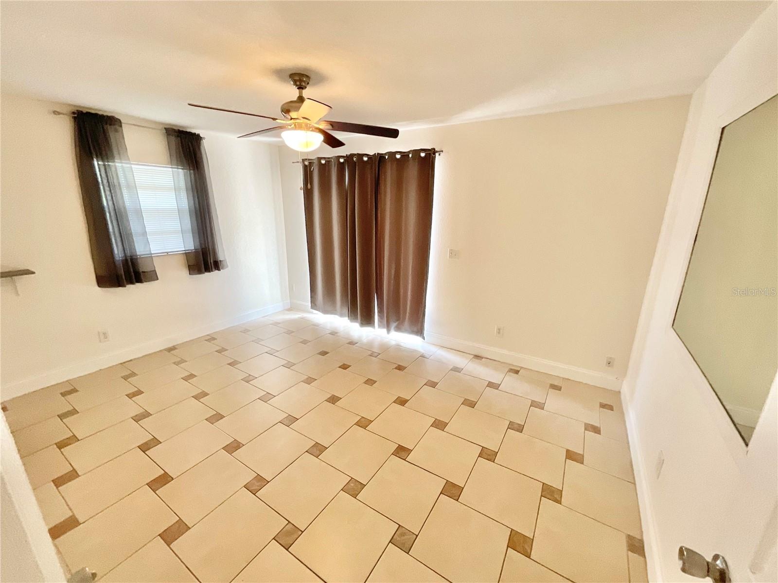 Image 6 of 18 For 15442 59th Street N