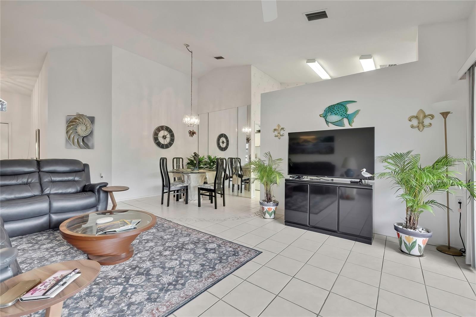 Image 3 of 22 For 6447 Pine Walk Drive