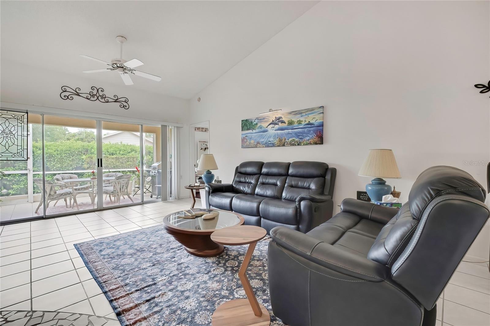 Image 5 of 22 For 6447 Pine Walk Drive