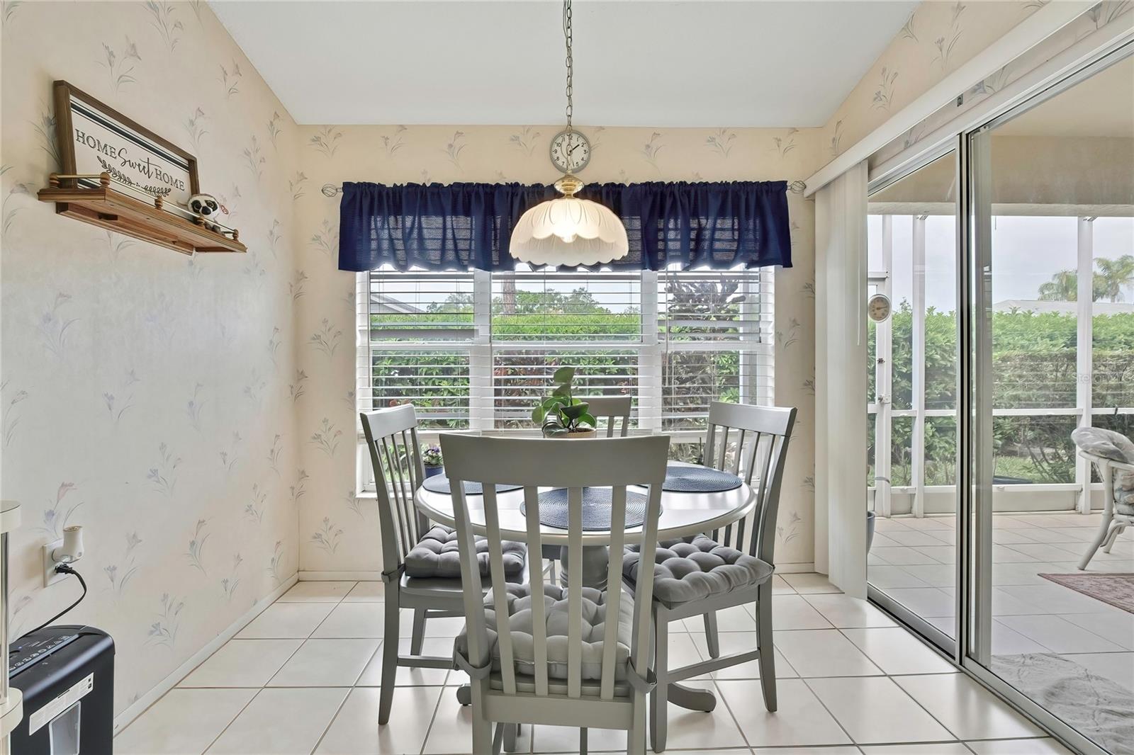 Image 9 of 22 For 6447 Pine Walk Drive