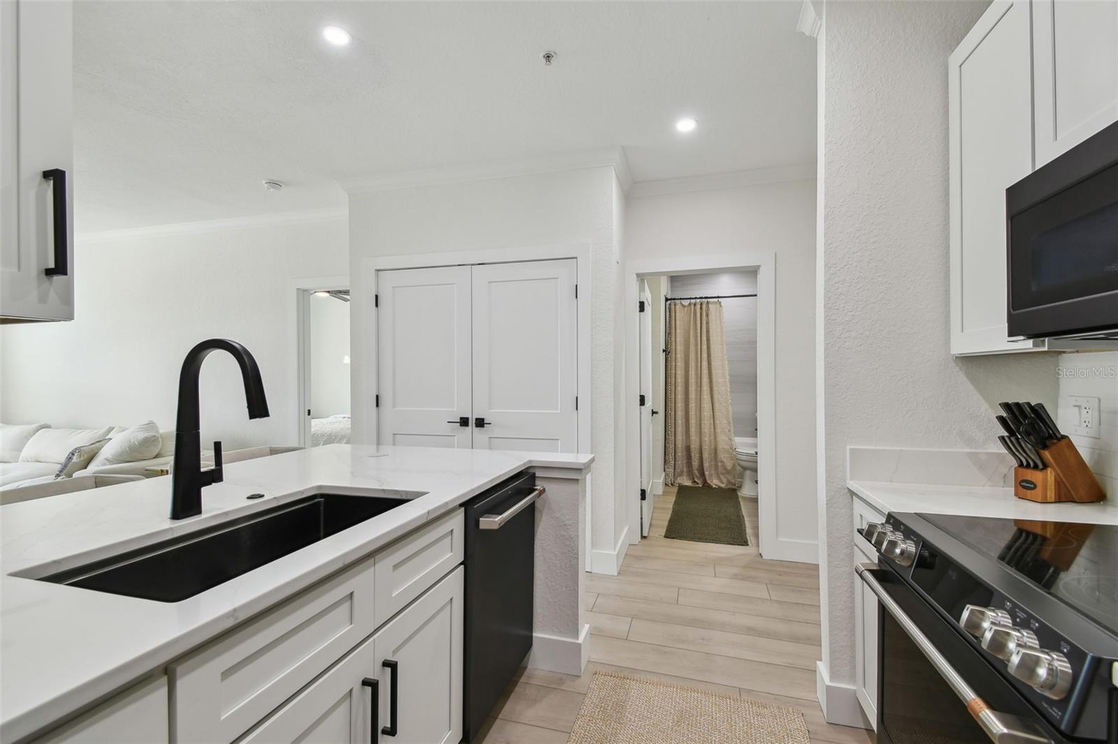 Image 14 of 99 For 5000 Culbreath Key Way 8-109