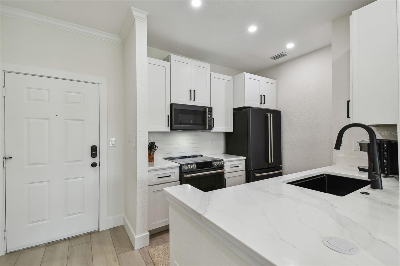 Image 16 of 99 For 5000 Culbreath Key Way 8-109