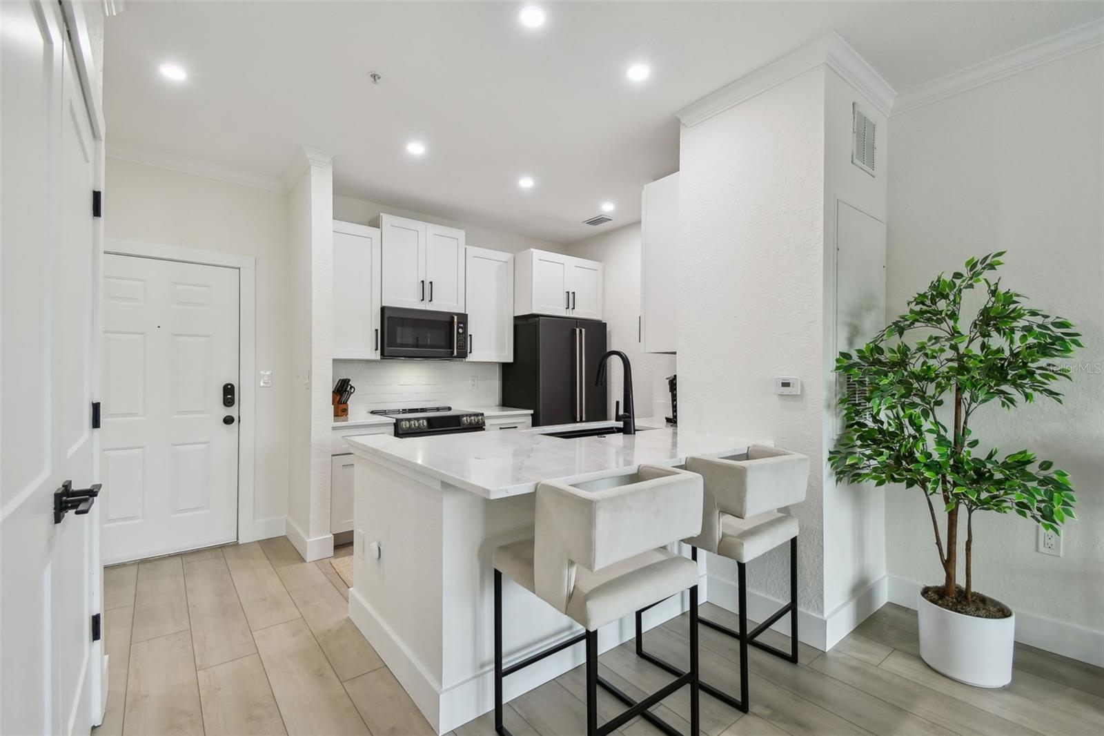 Image 17 of 99 For 5000 Culbreath Key Way 8-109