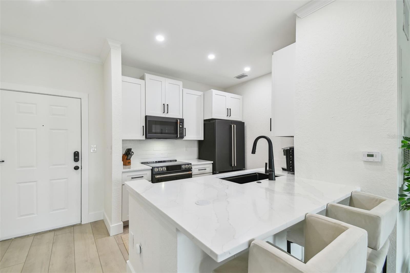 Image 18 of 99 For 5000 Culbreath Key Way 8-109