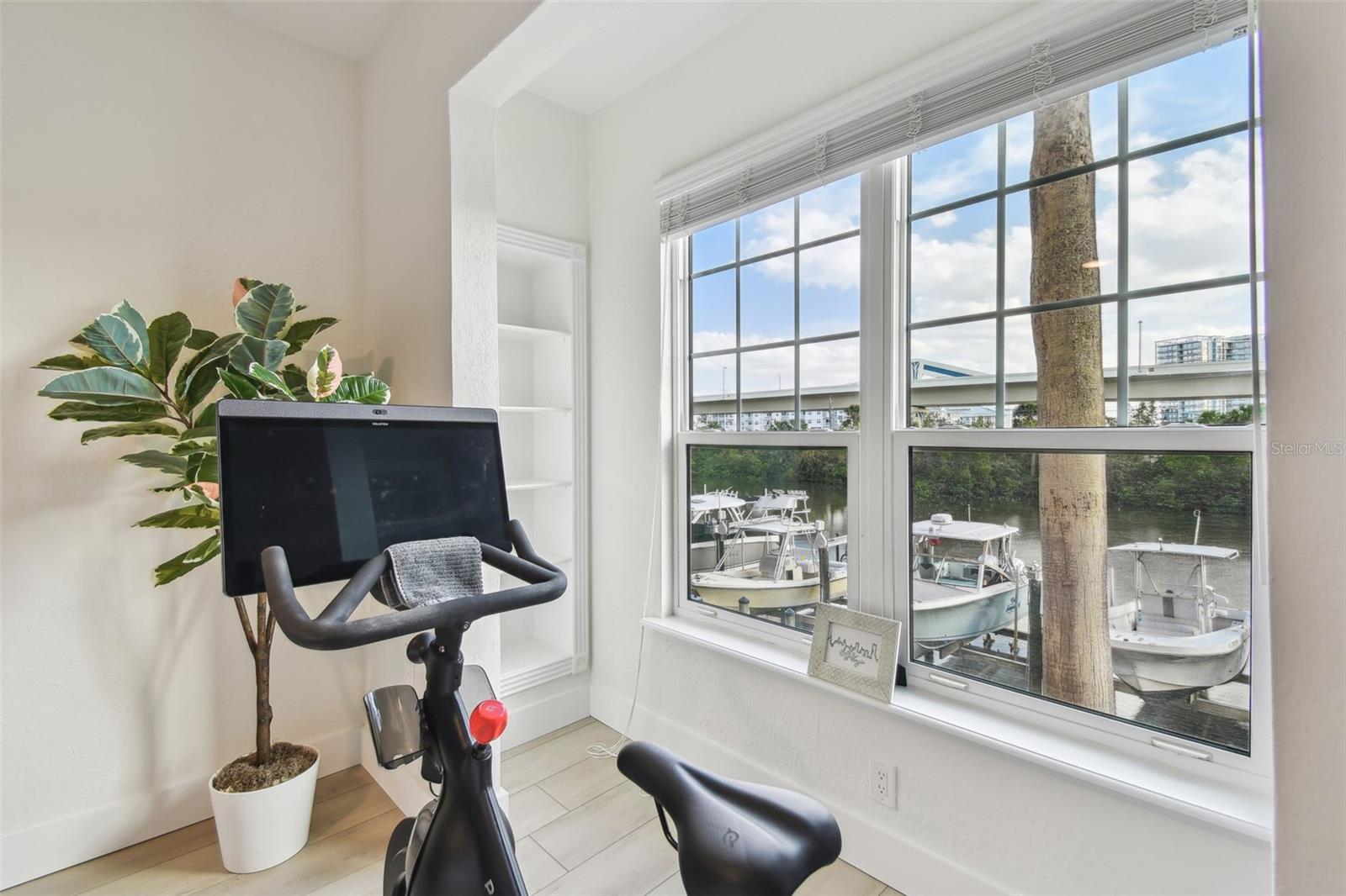 Image 28 of 99 For 5000 Culbreath Key Way 8-109