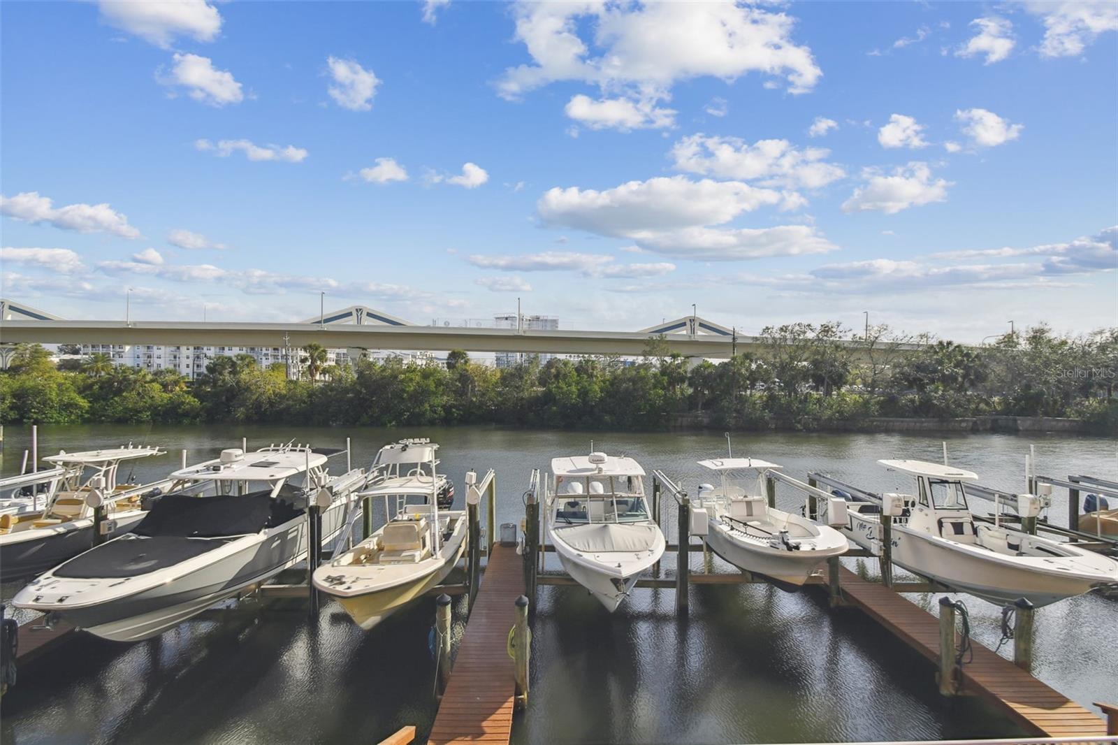 Image 6 of 99 For 5000 Culbreath Key Way 8-109