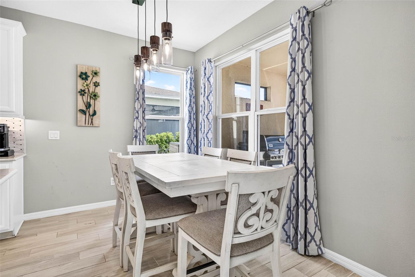 Image 18 of 74 For 34026 Astoria Circle