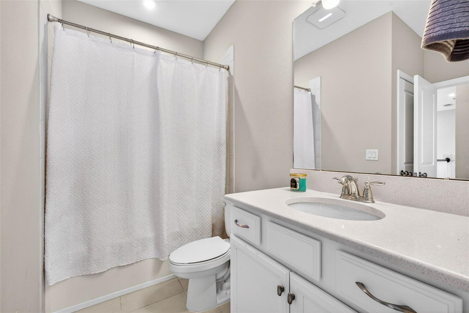 Image 39 of 74 For 34026 Astoria Circle
