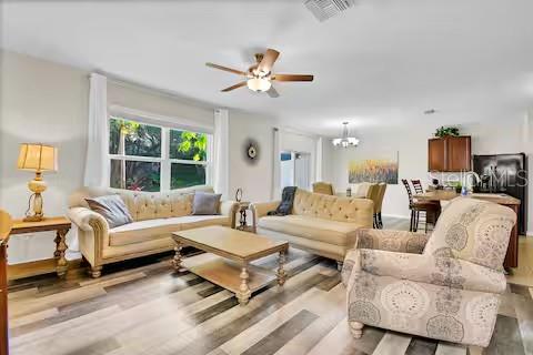 Image 11 of 40 For 10108 Hawk Storm Avenue