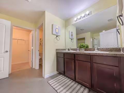 Image 21 of 40 For 10108 Hawk Storm Avenue