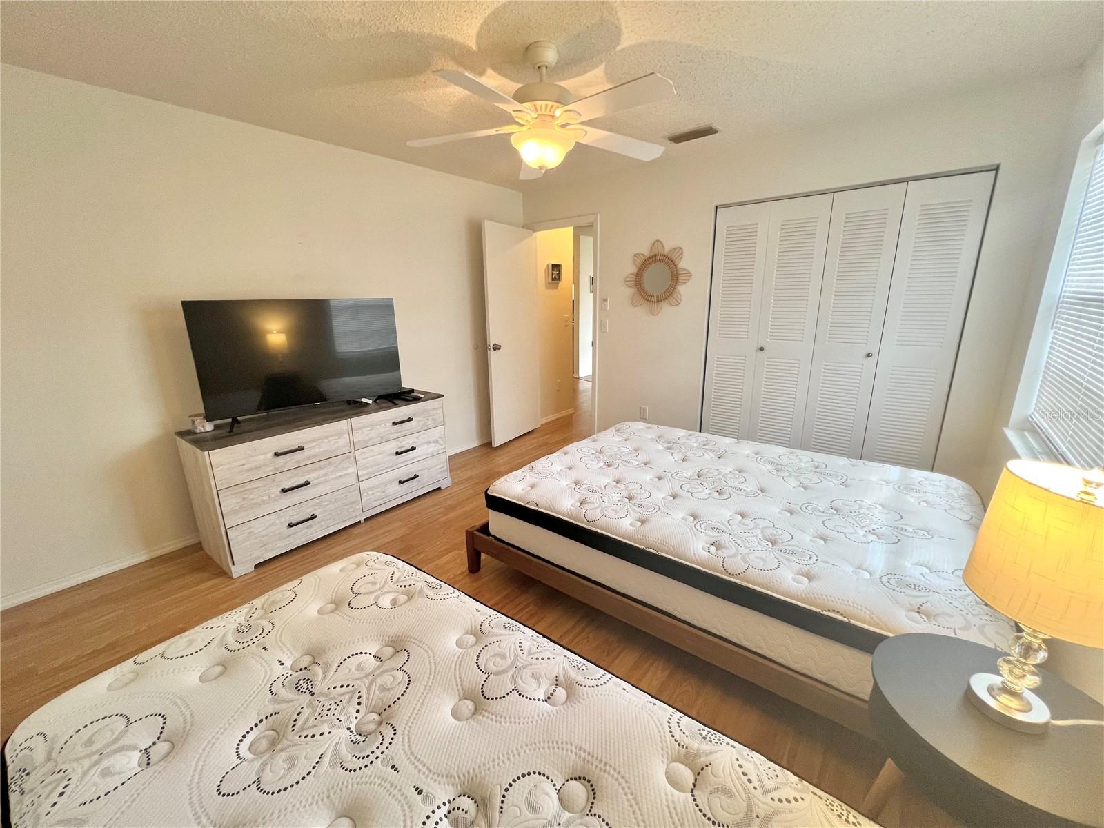 Image 6 of 18 For 12041 Hoosier Court 204