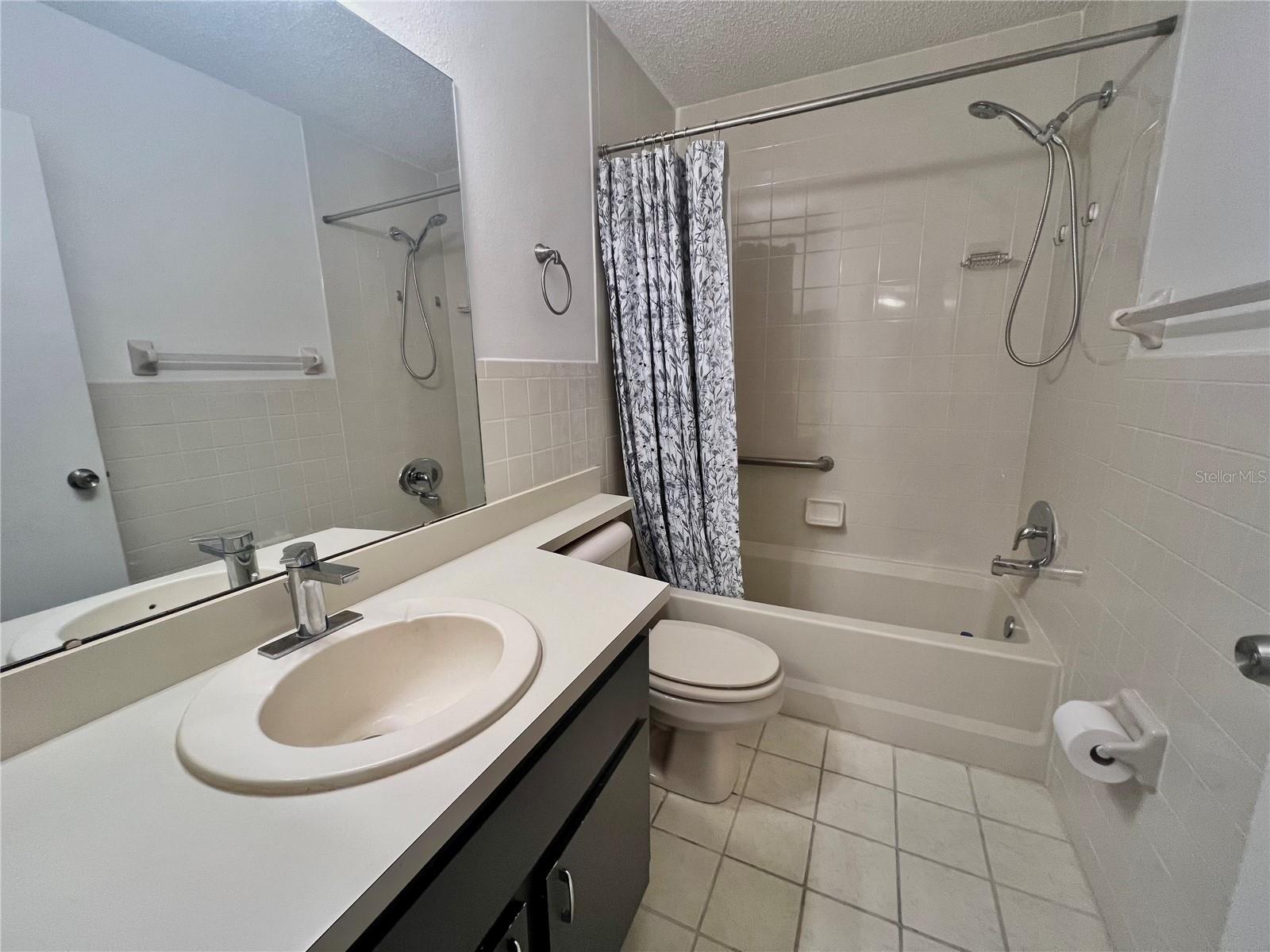 Image 7 of 18 For 12041 Hoosier Court 204