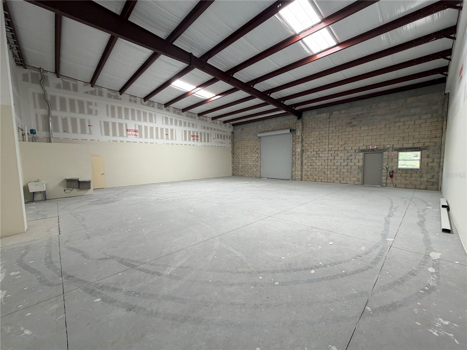 Image 23 of 87 For 9224 130th Avenue N