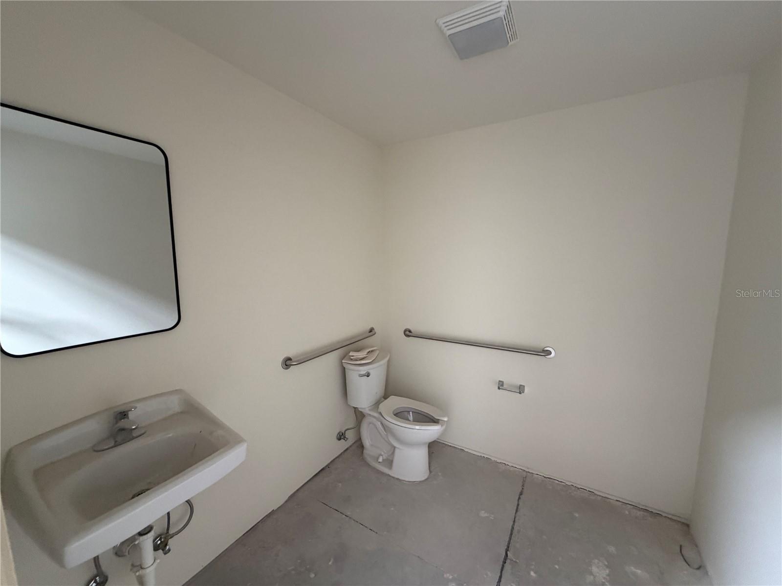 Image 27 of 87 For 9224 130th Avenue N