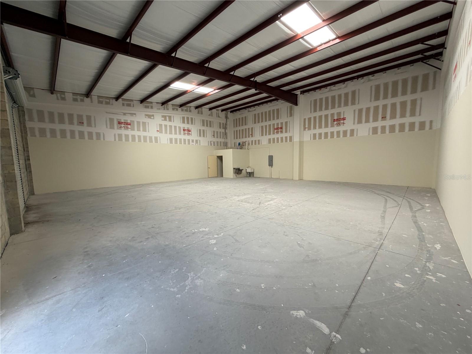 Image 31 of 87 For 9224 130th Avenue N