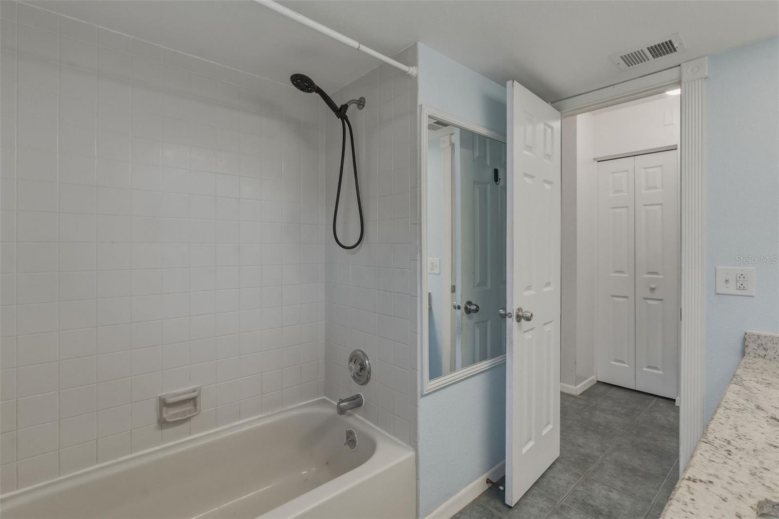 Image 15 of 27 For 11178 112th Avenue