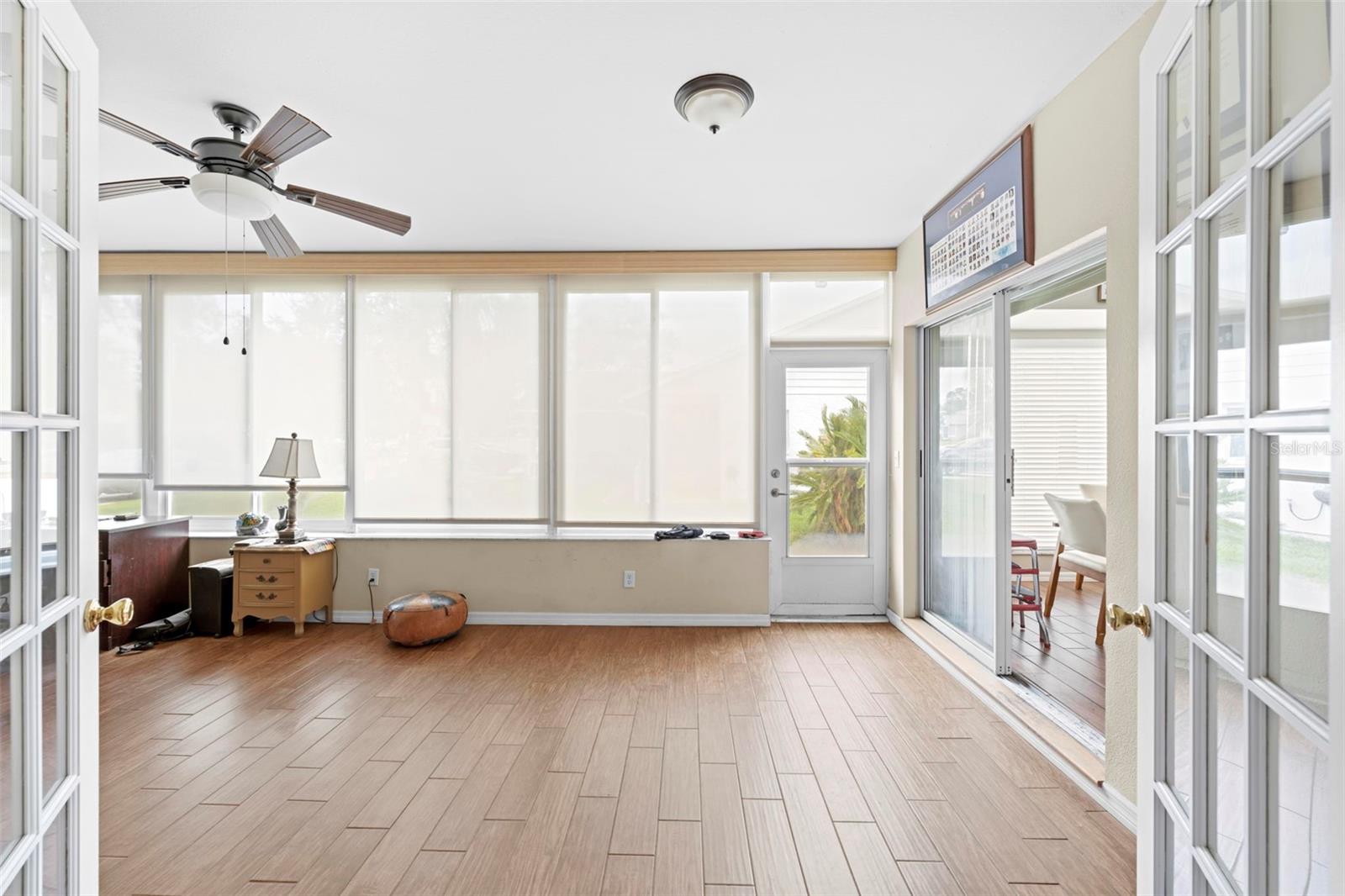 Image 14 of 47 For 2552 Crystal Lake Drive