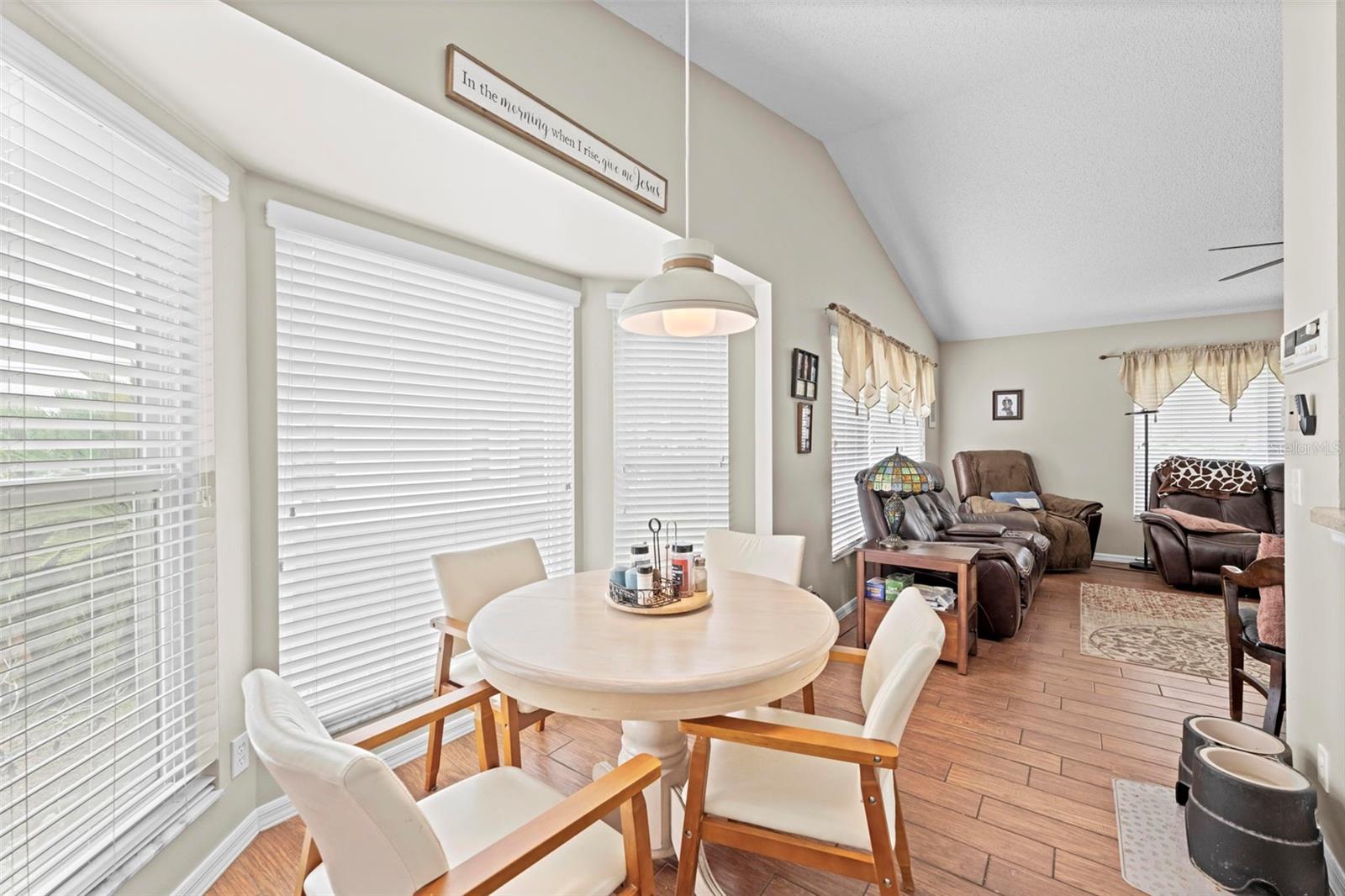 Image 18 of 47 For 2552 Crystal Lake Drive