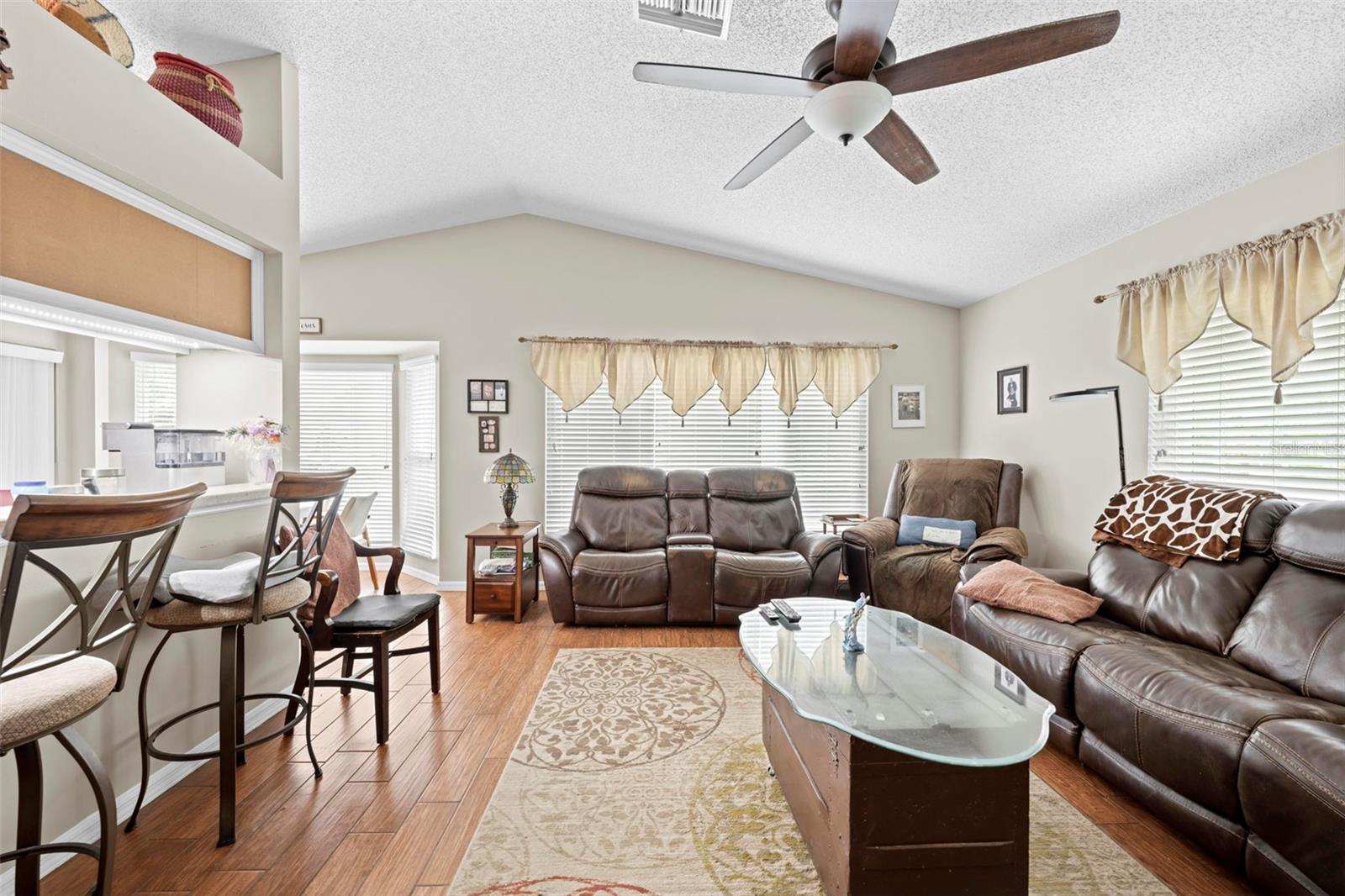 Image 23 of 47 For 2552 Crystal Lake Drive