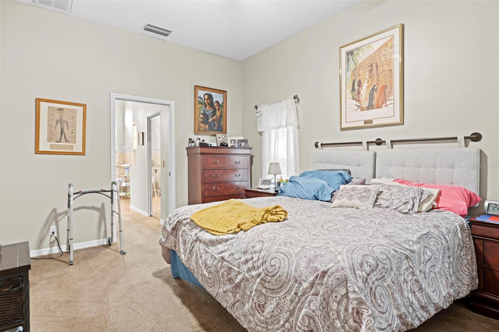 Image 26 of 47 For 2552 Crystal Lake Drive