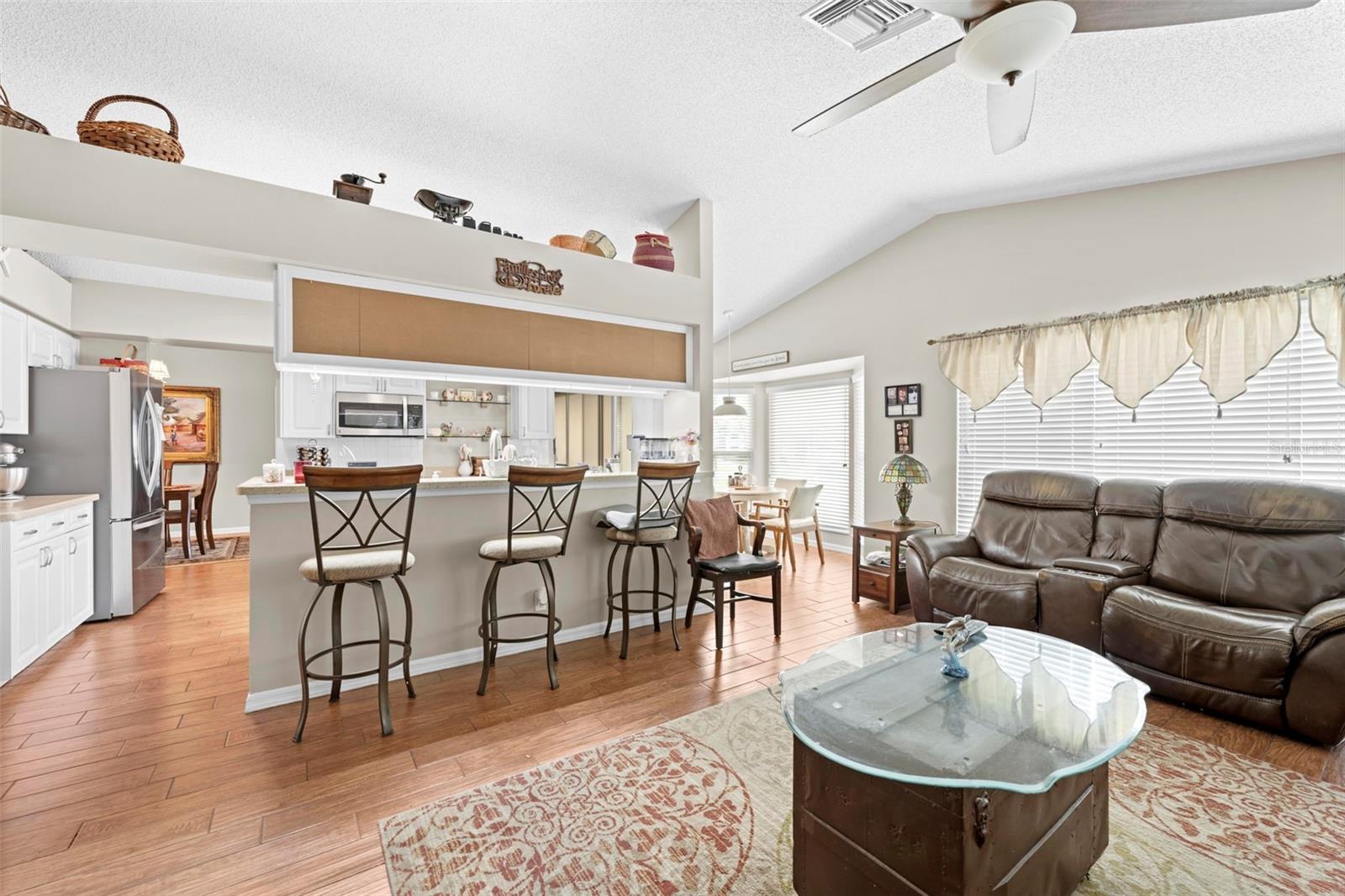 Image 4 of 47 For 2552 Crystal Lake Drive