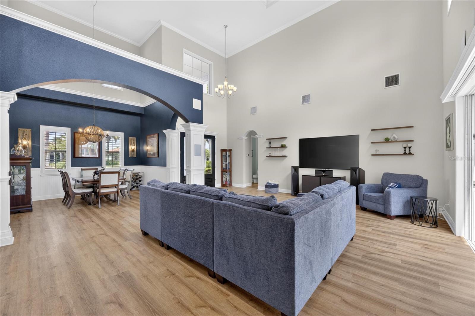 Image 12 of 100 For 613 Balibay Road