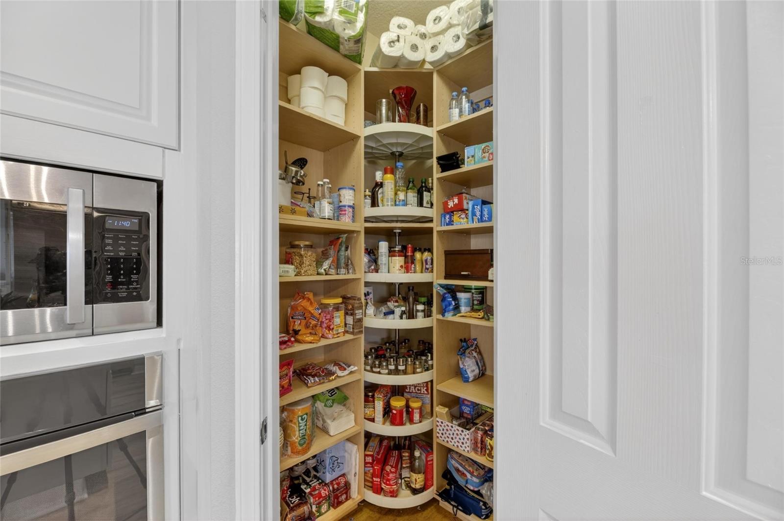 Image 18 of 100 For 613 Balibay Road