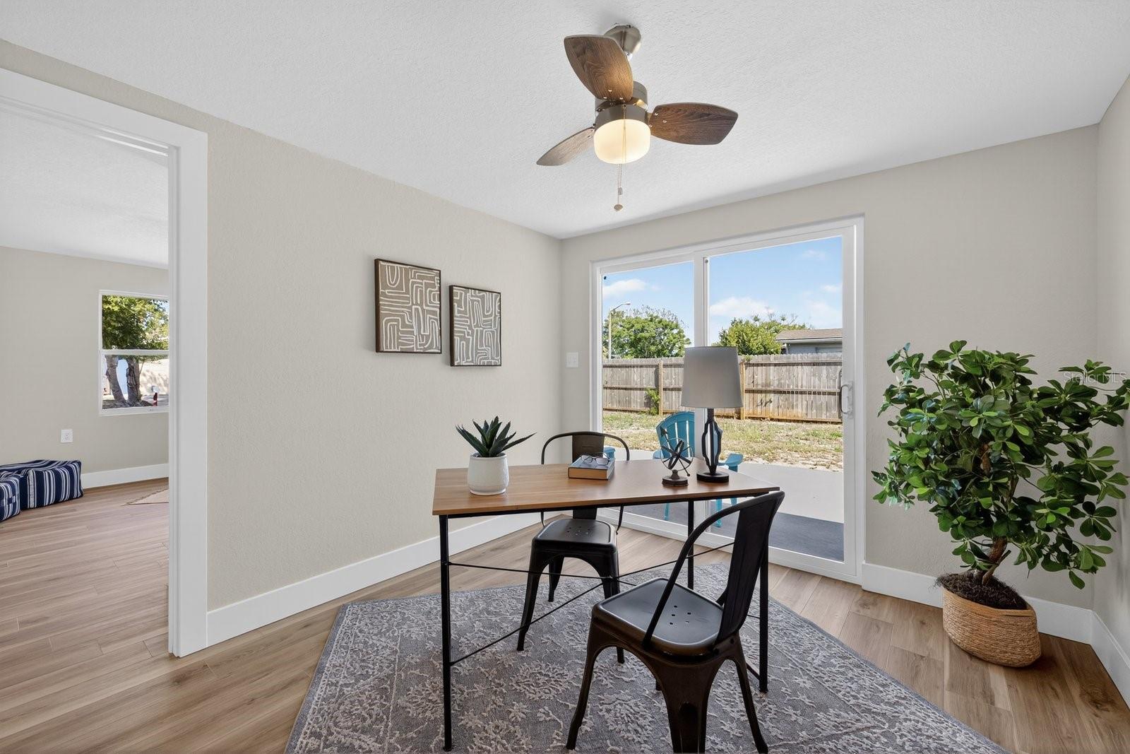 Listing photo id 22 for 7735 Brookridge Drive