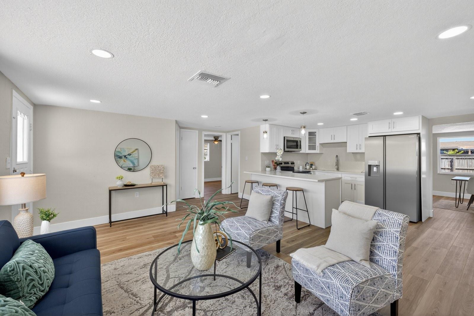 Listing photo id 4 for 7735 Brookridge Drive