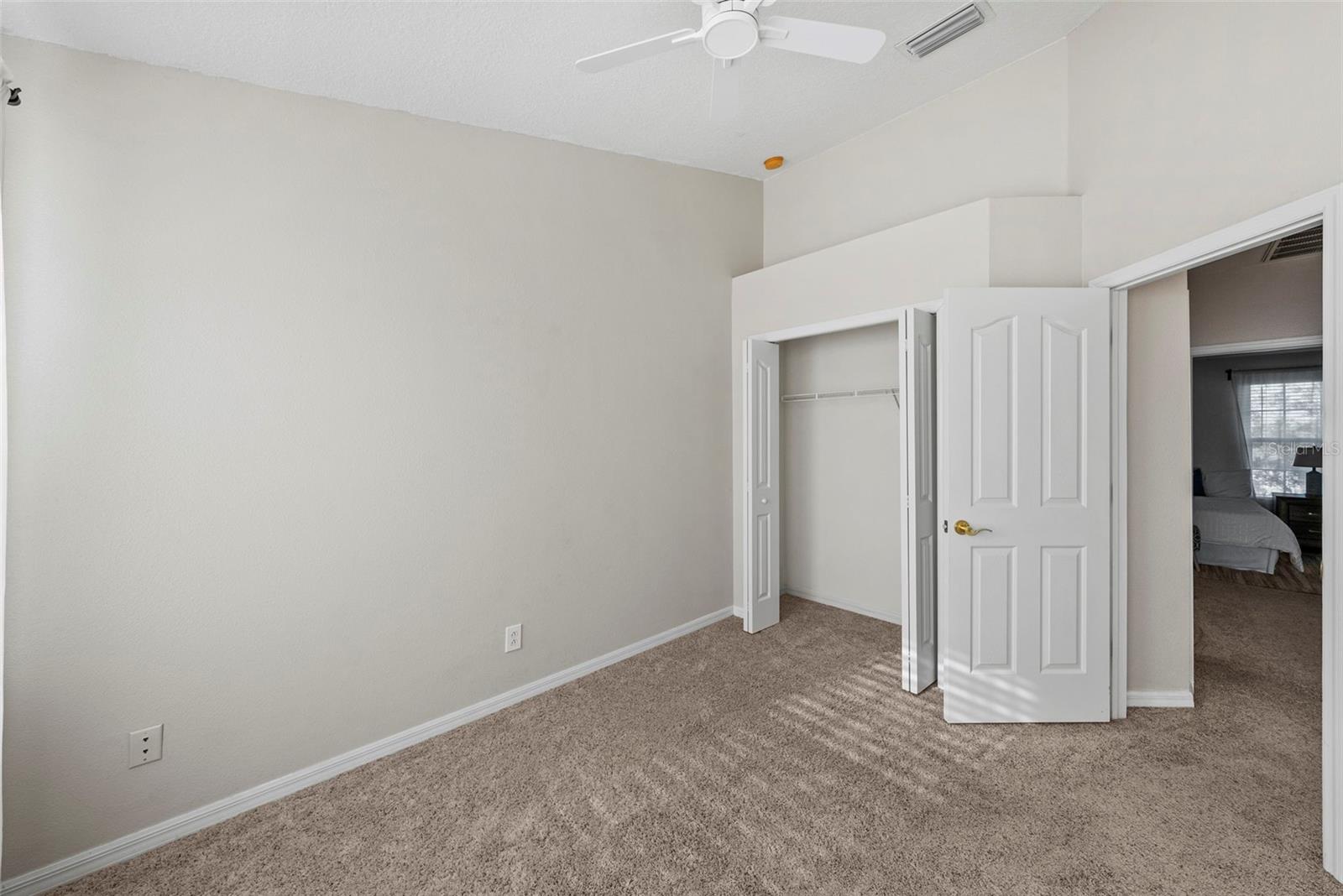 Image 16 of 32 For 3044 Pointeview Drive