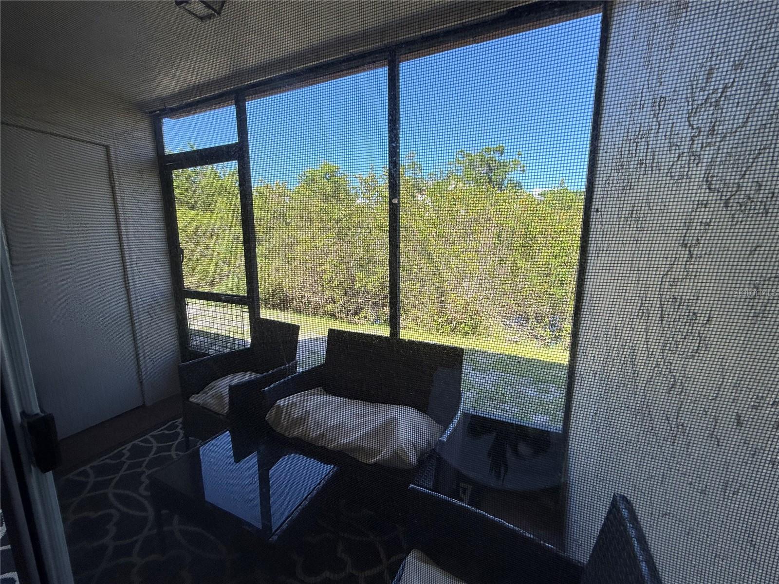 Image 11 of 23 For 621 99th Avenue N 102