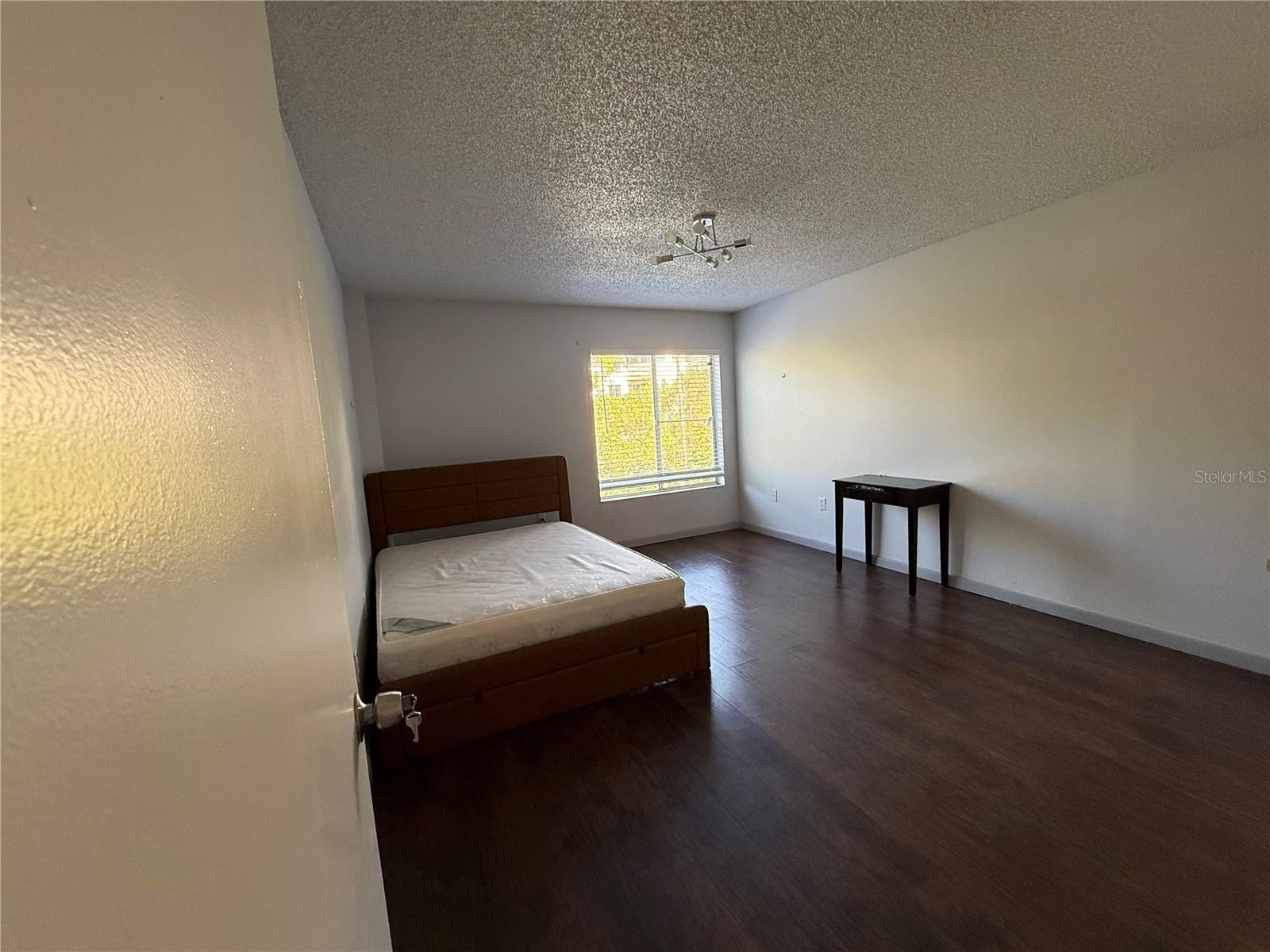 Image 13 of 23 For 621 99th Avenue N 102