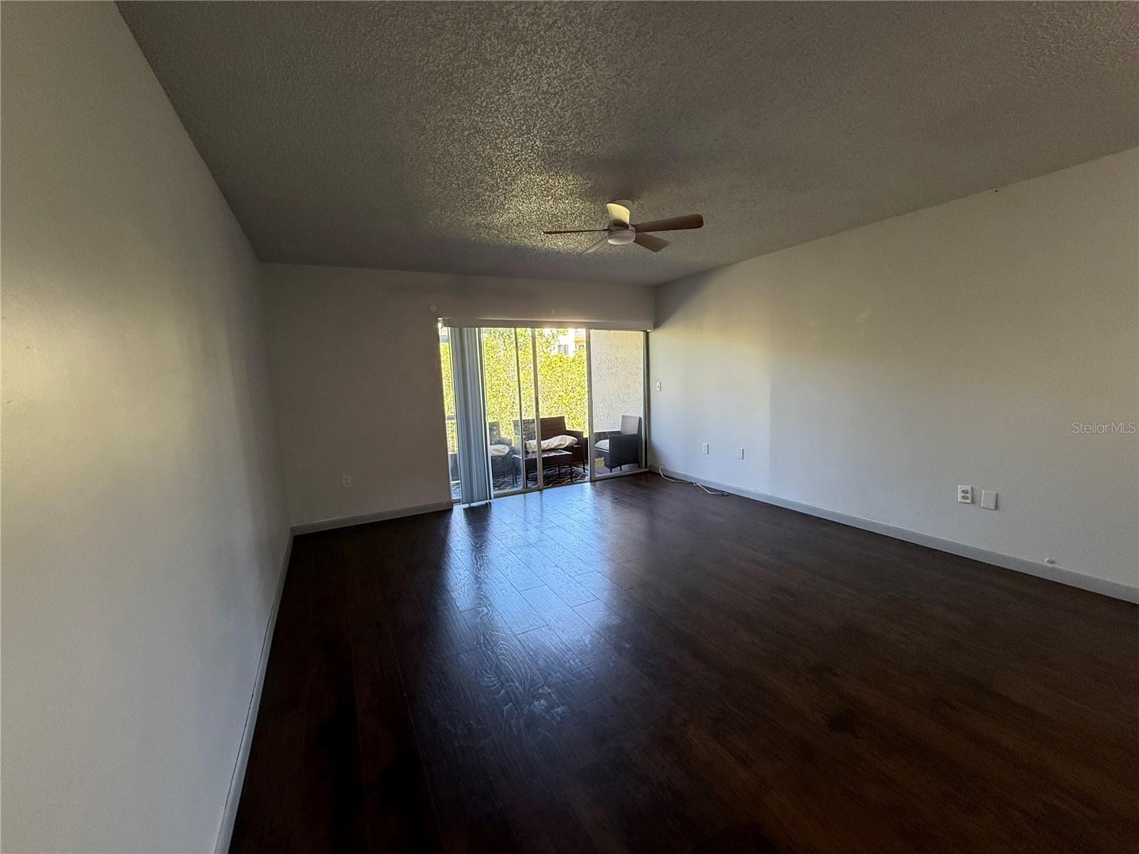 Image 9 of 23 For 621 99th Avenue N 102