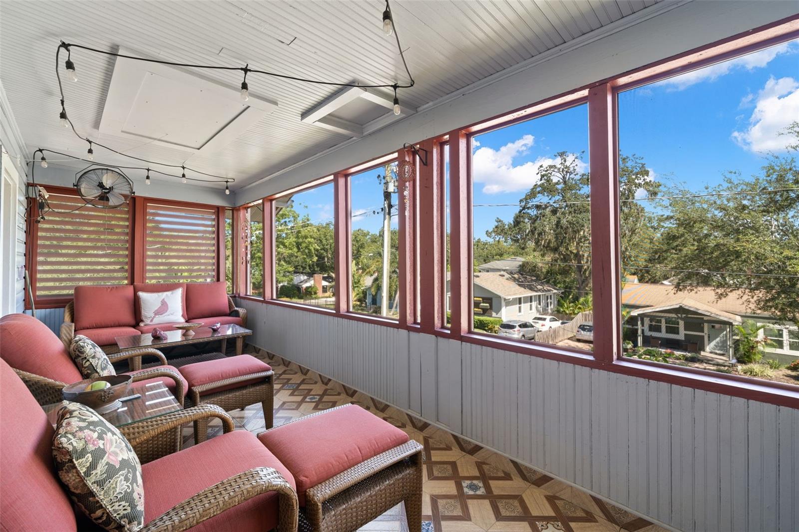 Image 25 of 49 For 1035 Robson Street