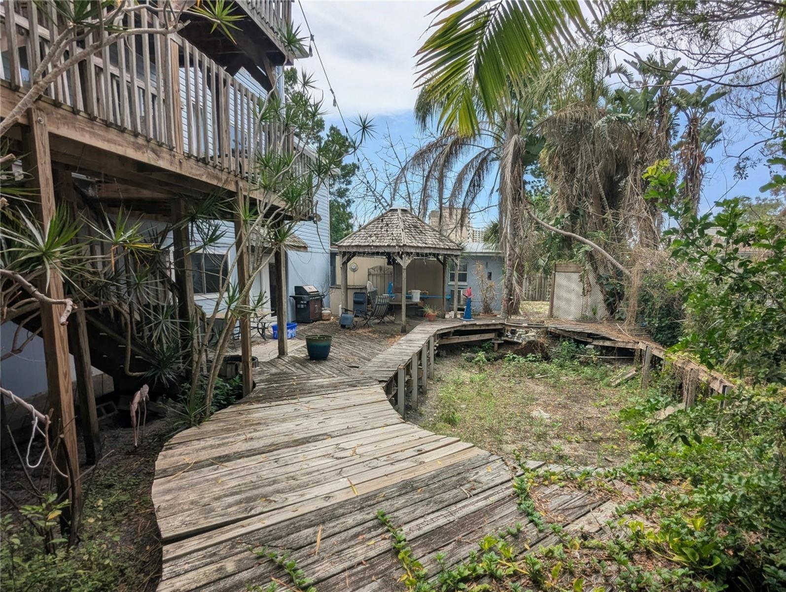 Image 10 of 16 For 7001 & 7011 Hibiscus Avenue S