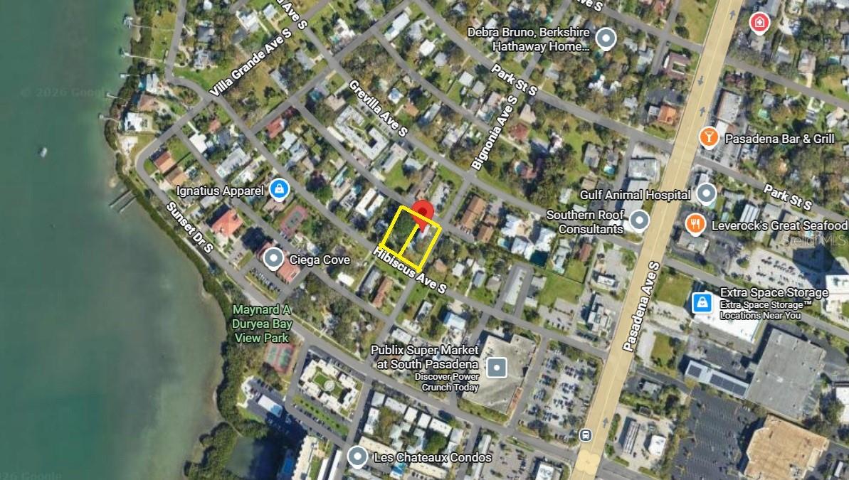 Image 15 of 16 For 7001 & 7011 Hibiscus Avenue S