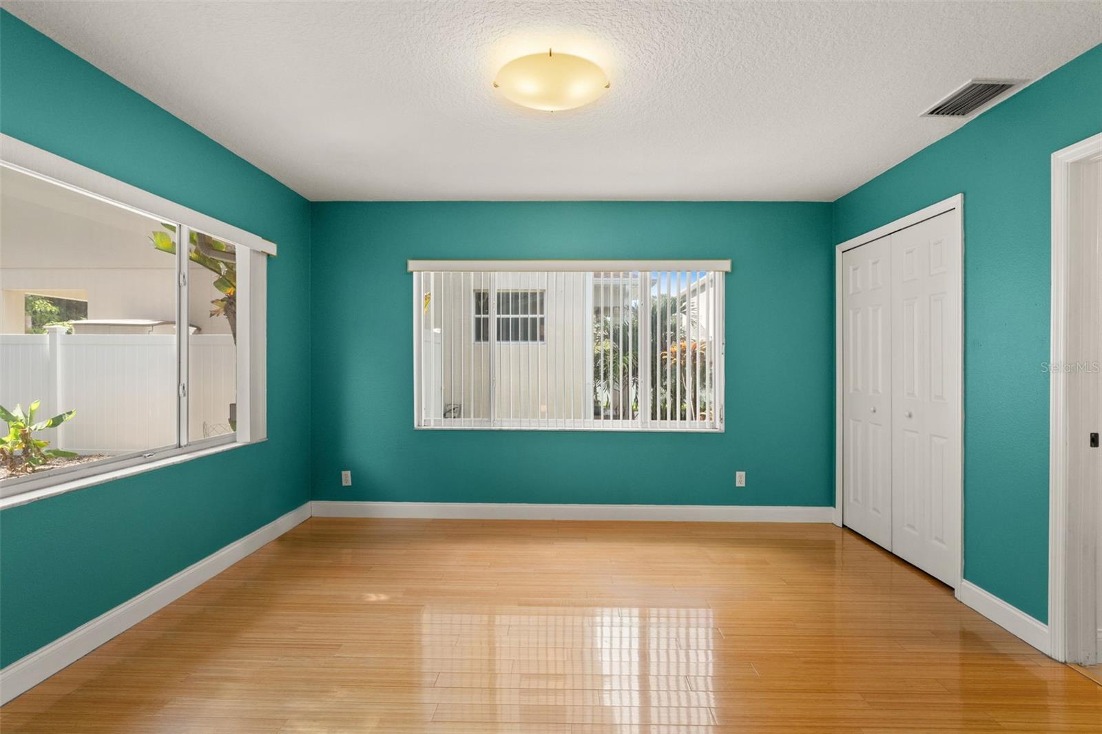 Image 10 of 19 For 2725 Myrtle Avenue