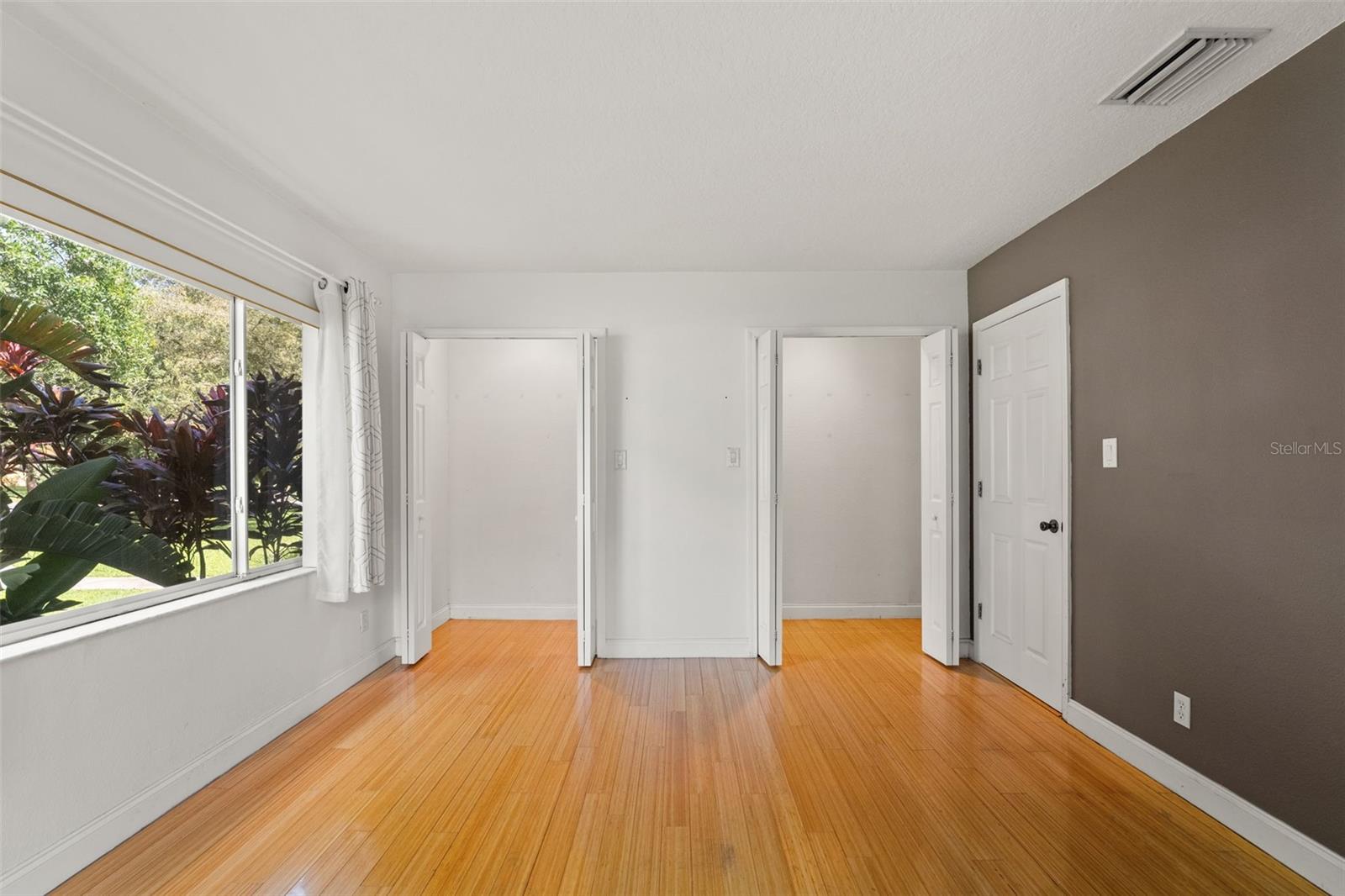 Image 14 of 19 For 2725 Myrtle Avenue