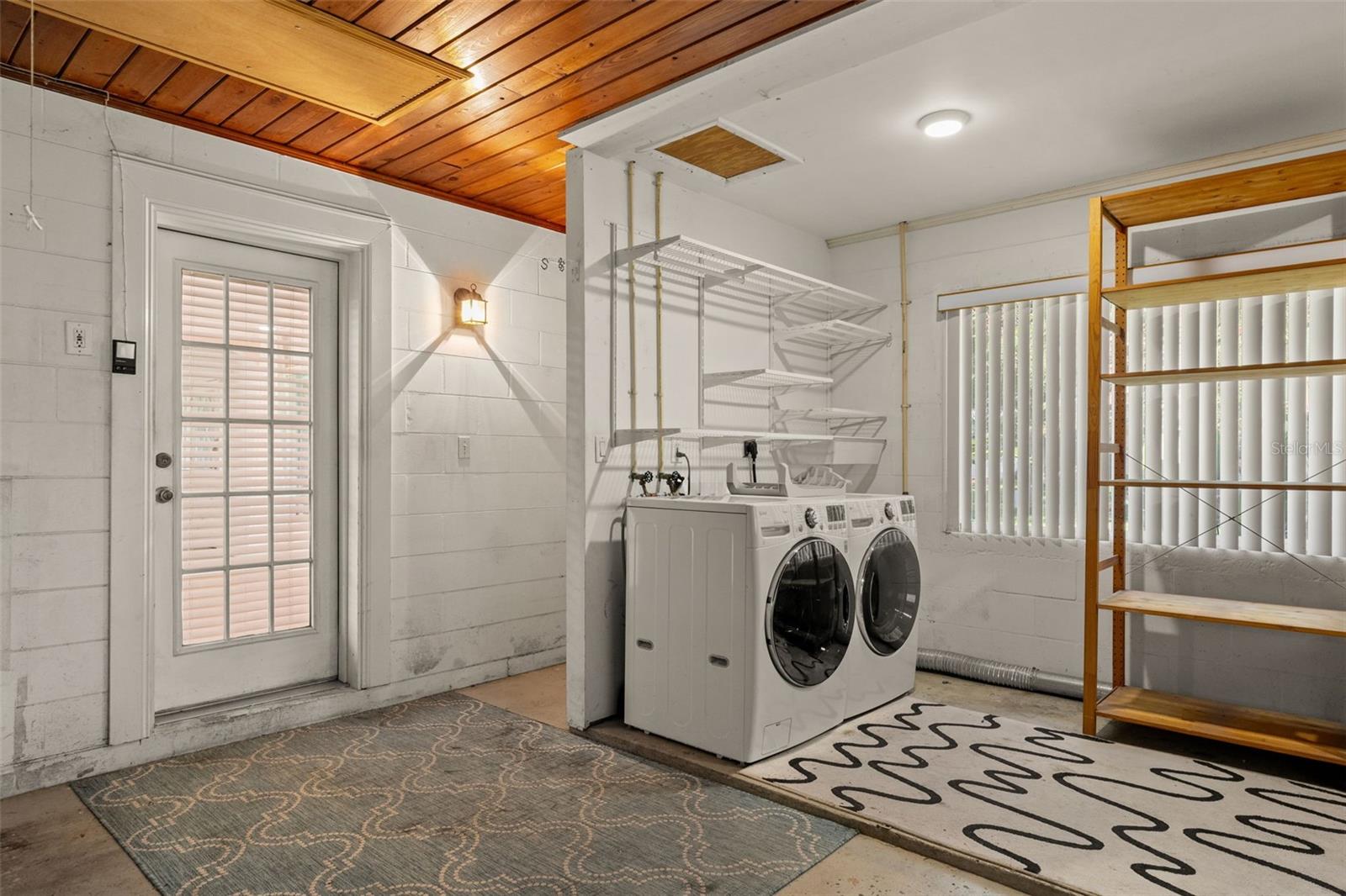 Image 18 of 19 For 2725 Myrtle Avenue