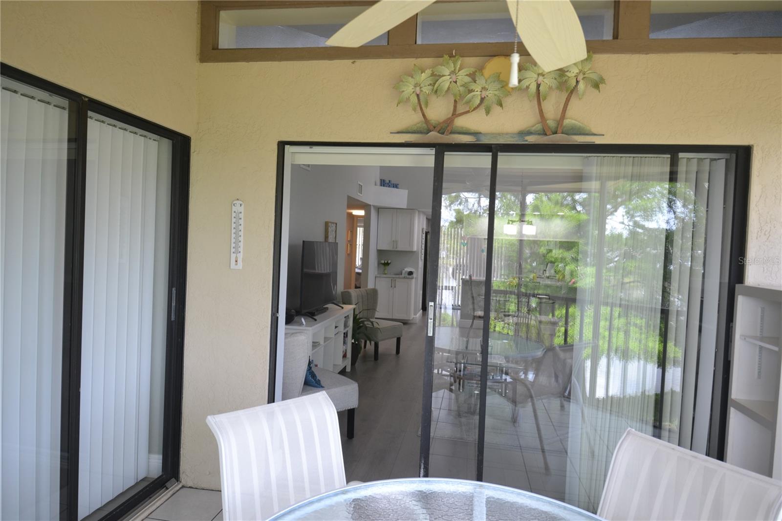 Image 21 of 43 For 284 Woodlake Wynde