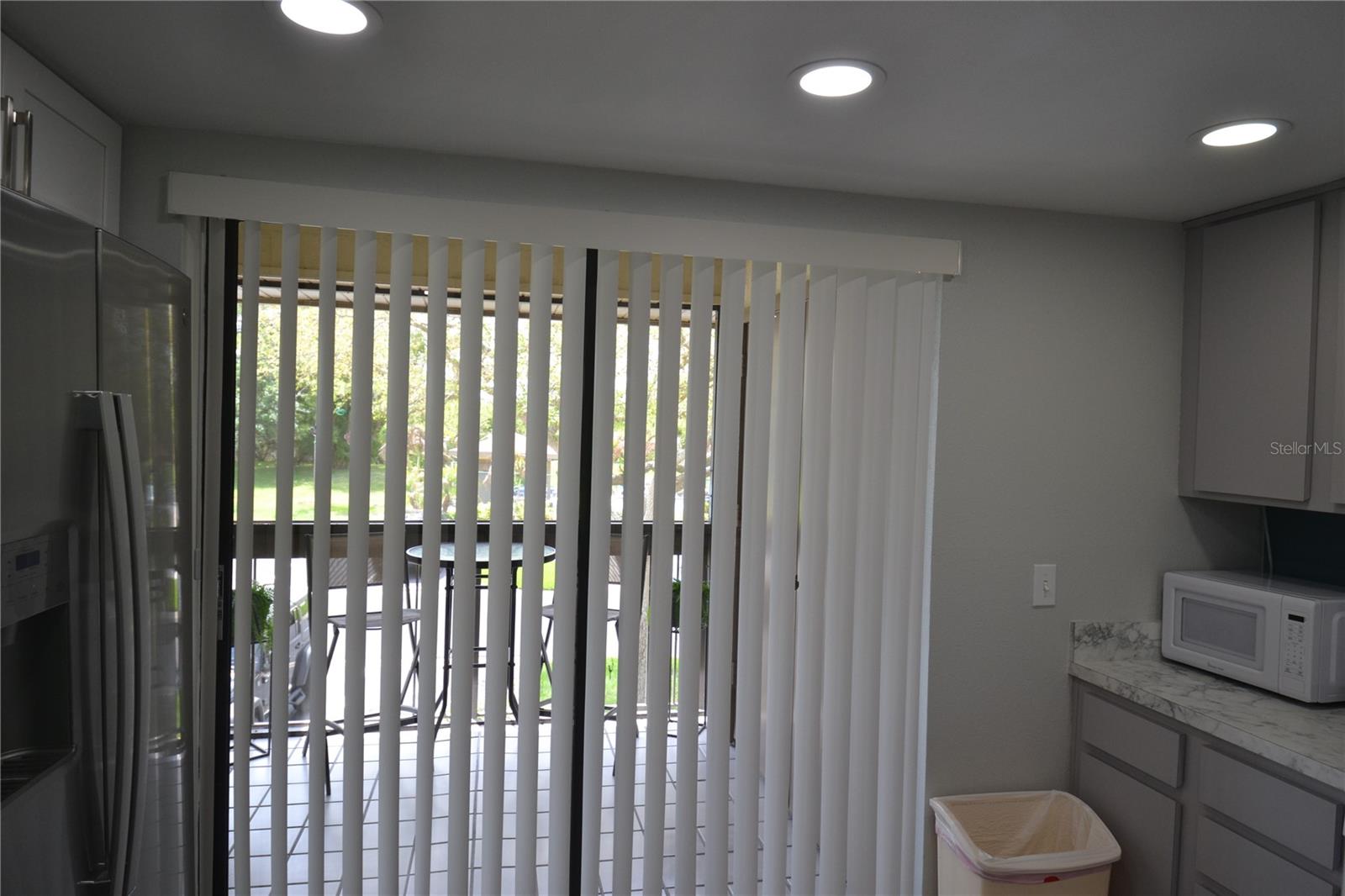 Image 6 of 43 For 284 Woodlake Wynde