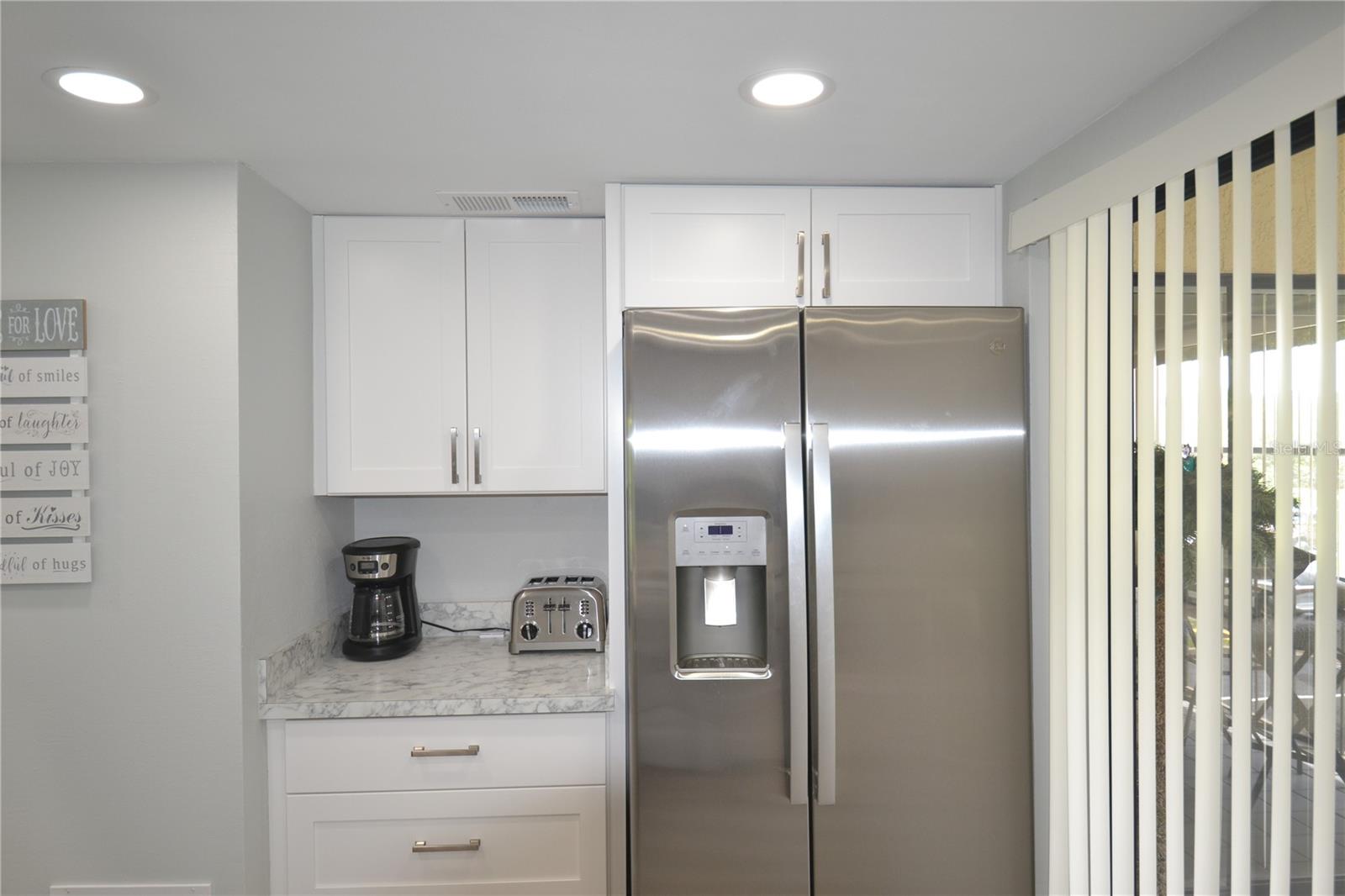 Image 7 of 43 For 284 Woodlake Wynde