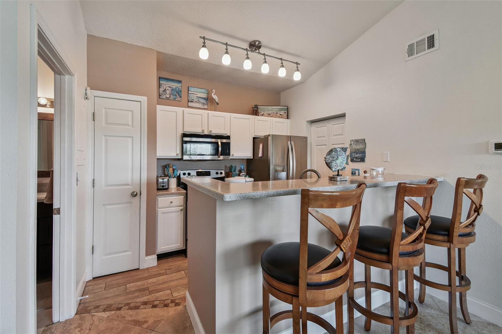 Image 19 of 45 For 10764 70th Avenue 1306